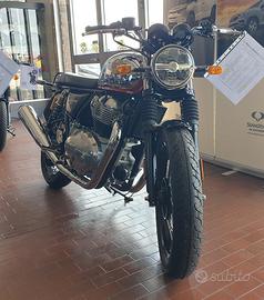 Royal Enfield Interceptor CHROME 650