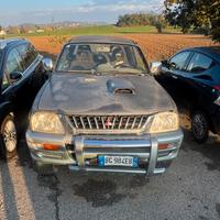 Ricambi Mitsubishi l200