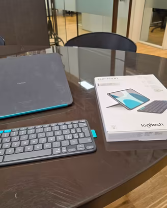 Logitech custodia/tastiera Apple iPad Pro/Air 11"