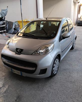 Peugeot 107 1.0 68CV 5p. Plaisir