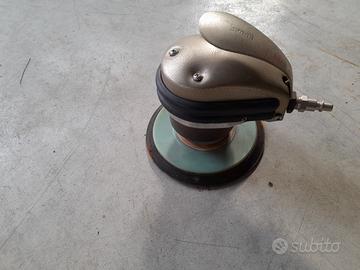 levigatrice rotorbitale per lavori di carrozzeria 