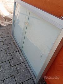 bacheca o vetrinetta 