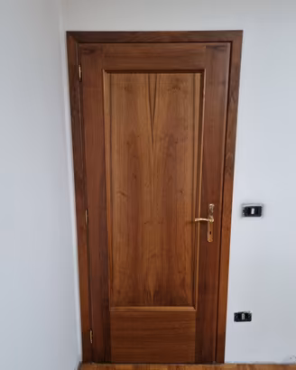 5 Porte interne legno noce - come nuove