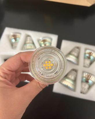 12 Lampadine LED Lexman GU10 2700K (luce calda)