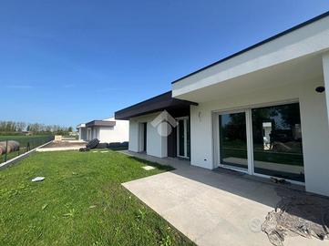 PORZIONE DI BIFAMILIARE A CERVIA