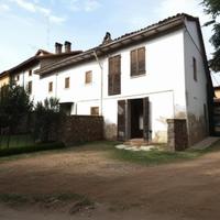 CASA SEMINDIPENDENTE A OVIGLIO