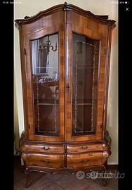 Vetrina noce nazionale molto bella, tenuta bene