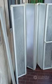 paratia per vasca da bagno