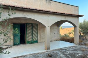 CASA + TERRENO in contrada Dirillo