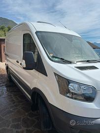 Furgone camperizzato Ford L2H2