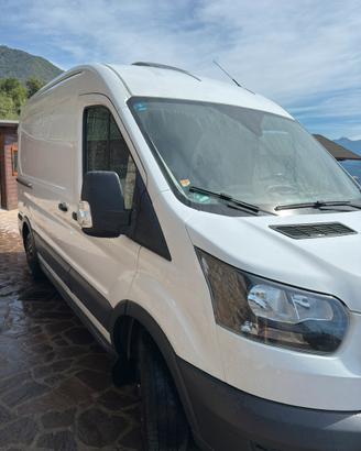 Furgone camperizzato Ford L2H2