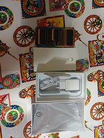 Cellulare mini