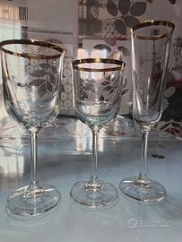 Calici di vetro