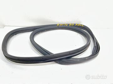 GUARNIZIONE OSSATURA PORTIERA POSTERIORE DESTRA LA