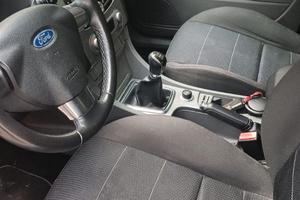 Ford Focus 1600 benzina