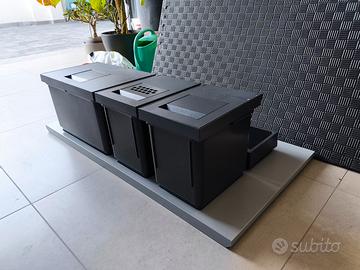 Bidoni/pattumiera ESSETRE 