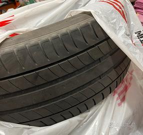 4 Michelin 225/50 R18