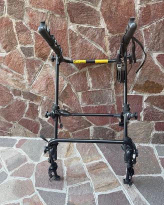 Porta biciclette per auto