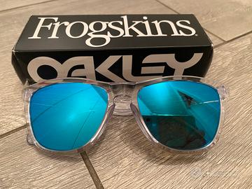 Oakley Frogskins
