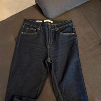 Pantaloni mango