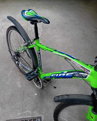mtb ragazzi 26" mai usata 180 euro