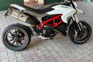 Ducati hypermotard 939