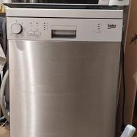 Lavastoviglie Beko 9 coperti+microonde