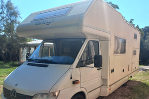 CAMPER ELNAGH su meccanica Mercedes