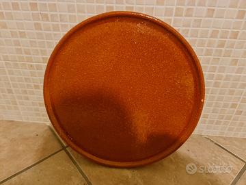Piatto piano in cotto smaltato