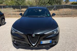 Alfa Romeo Stelvio 2.2 Turbodiesel 190 CV AT8 Q4 B