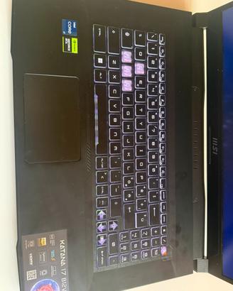 Msi katana 17 b12v