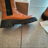 Stivali in vera pelle Zara