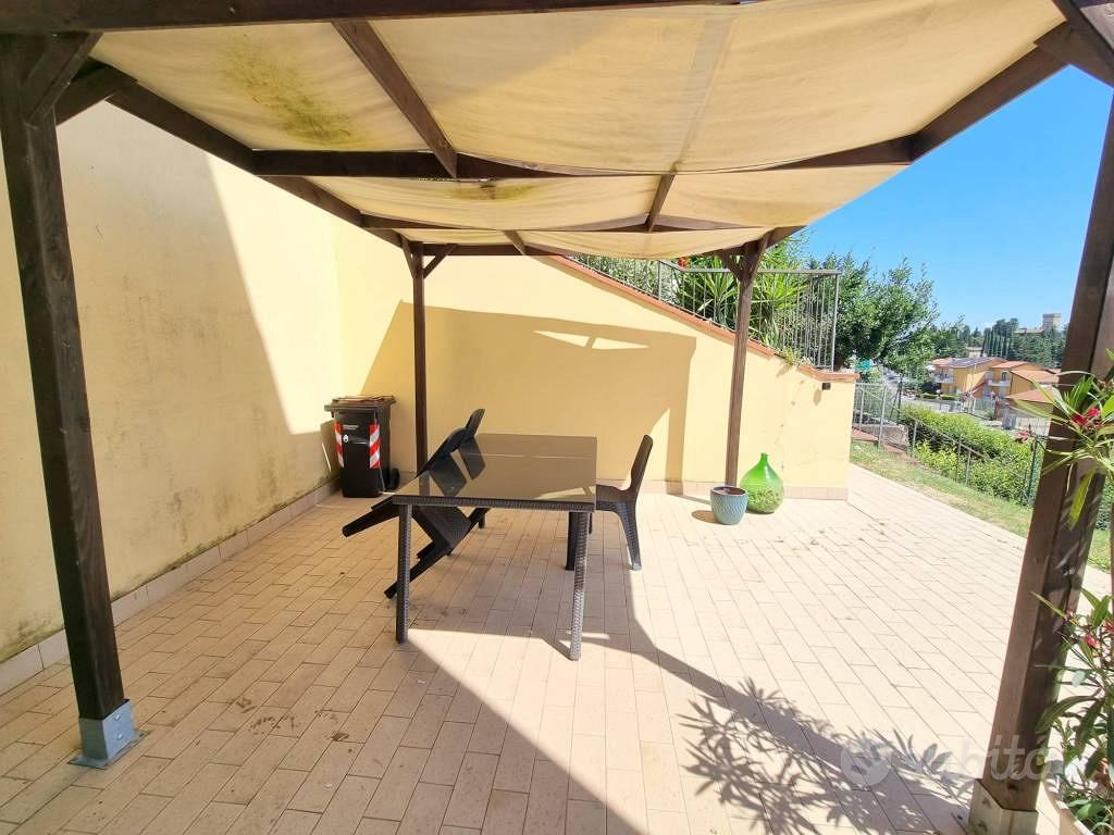 Apartment in Montespertoli - View 3
