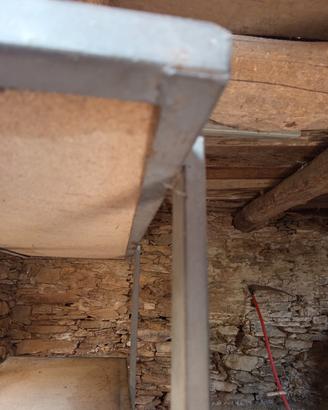 scaffale in ferro