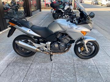 Honda CBF 600