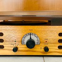 Giradischi con radio