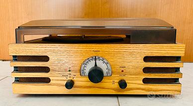 Giradischi con radio
