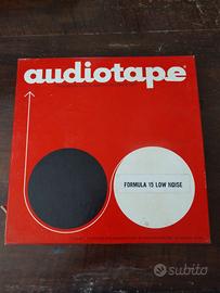 Bobina da registrazione audio, marca Audiotape