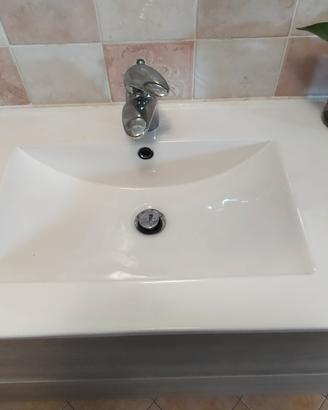 mobile bagno con specchio
