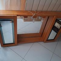 Specchio da bagno.in legno
