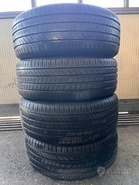4 Pneumatici Barum Bravuris 6  215/55 r17 al 80%