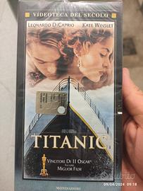 VHS  film  Titanic (1997) Mondadori