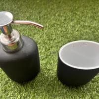 Dispenser per sapone liquido+portaspazzolino ikea