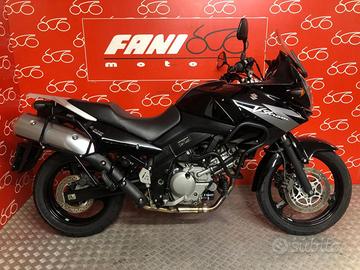 SUZUKI V-Strom 650 .