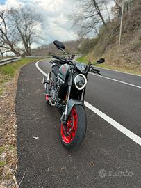 Ducati Monster 937 +