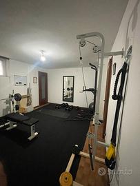 Locale con bagno / palestra