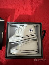 Converse neonato