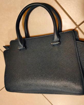 borsa blu con brillantini