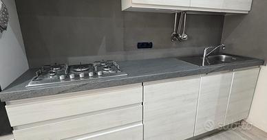 Top cucina con lavabo e Piano cottura gas