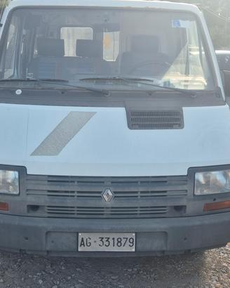 Renault Trafic 2.1 Diesel - Meccanicamente perfett
